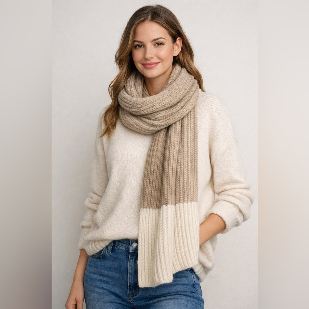 NWT GAP Chunky Knit Scarf Wool Blend Colorblock Beige Cream Oversized Winter